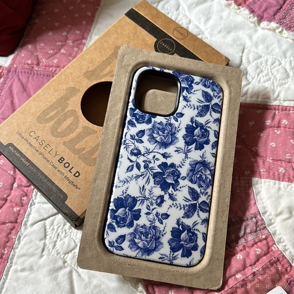 Casely iPhone 12 Pro Max case - Picture 2 of 3